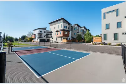 2211 N 525 W, Layton, UT 84041 - Photo 37