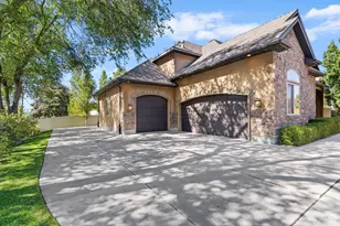 3420 S Pioneer St, Salt Lake City, UT 84109 - Photo 3