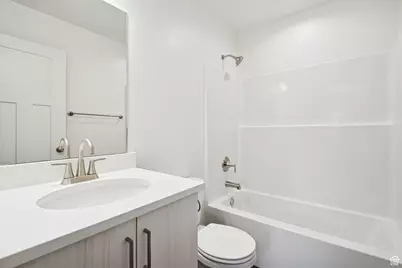 1615 N Angel St #I, Layton, UT 84041 - Photo 25