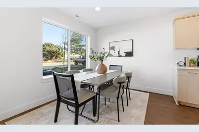 1615 N Angel St #H, Layton, UT 84041 - Photo 7