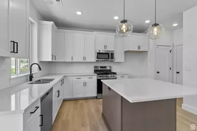 324 W 950 N #18, Brigham City, UT 84302 - Photo 3