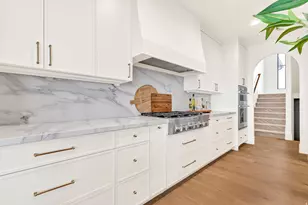 792 N Mountain Dr, Elk Ridge, UT 84651 - Photo 15