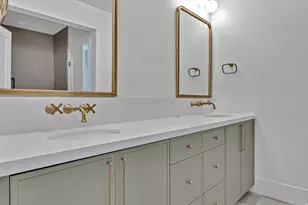 792 N Mountain Vw Dr, Elk Ridge, UT 84651 - Photo 59