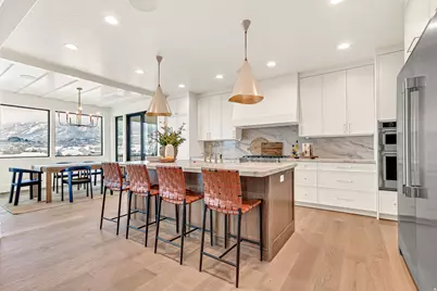 792 N Mountain View Dr, Elk Ridge, UT 84651 - Photo 21