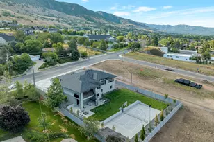 2145 N Main St, Centerville, UT 84014 - Photo 15