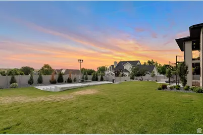 2145 N Main St, Centerville, UT 84014 - Photo 9