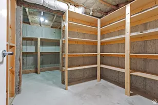 1689 E Kierstin Pl, Salt Lake City, UT 84108 - Photo 21