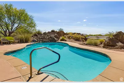 2655 W Pioneer Pkwy #2, Santa Clara, UT 84765 - Photo 31