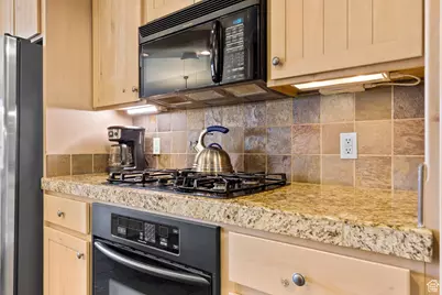 2655 W Pioneer Pkwy #2, Santa Clara, UT 84765 - Photo 11