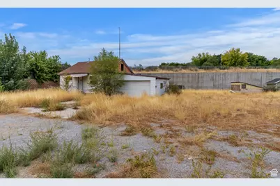 1009 W 2000 St N, Provo, UT 84604 - Photo 3