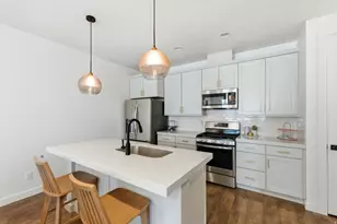 11171 S Kestrel Rise Rd, South Jordan, UT 84009 - Photo 5