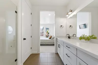 11171 S Kestrel Rise Rd, South Jordan, UT 84009 - Photo 17