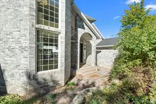 6124 Osmond Dr, South Ogden, UT 84403 - Photo 5