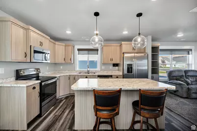 967 W 820 N, Tremonton, UT 84337 - Photo 9