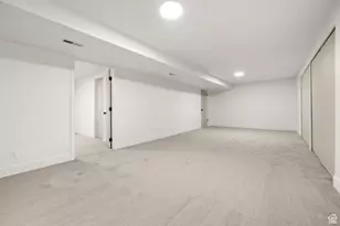 9123 S Meadow Ct, Sandy, UT 84093 - Photo 27