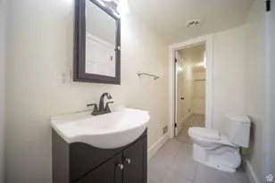 2220 E Murray Holladay Rd, Salt Lake City, UT 84117 - Photo 11