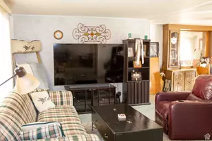 3800 S 1900 W, Roy, UT 84067 - Photo 9