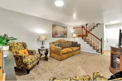 63 E 820 S, Centerville, UT 84014 - Photo 3