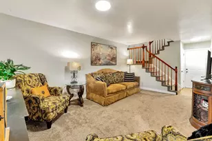 63 E 820 S, Centerville, UT 84014 - Photo 3