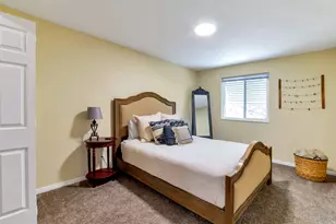 63 E 820 S, Centerville, UT 84014 - Photo 5