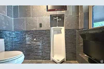 10432 S Wasatch Blvd, Sandy, UT 84092 - Photo 35