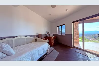 10432 S Wasatch Blvd, Sandy, UT 84092 - Photo 29