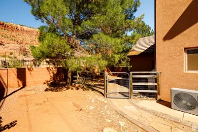 320 N W Los Barancos Ln, Kanab, UT 84741 - Photo 53