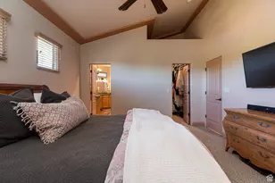320 N W Los Barancos Ln, Kanab, UT 84741 - Photo 25