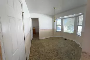 5882 S Meadowcrest Dr, Murray, UT 84107 - Photo 9