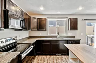 3023 S Red Pine Dr W, Saratoga Springs, UT 84045 - Photo 7