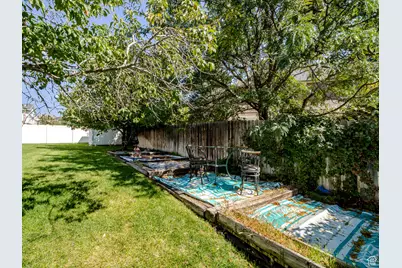 2688 N 1750 E, Layton, UT 84040 - Photo 29