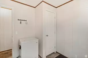 2875 N Hill Field Rd, Layton, UT 84041 - Photo 17