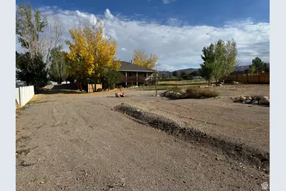 170 E 400 N, Mount Pleasant, UT 84647 - Photo 13