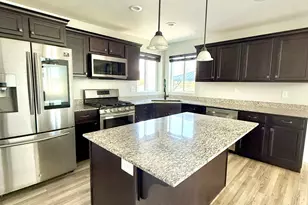 12476 S Clipper Peak Dr, Herriman, UT 84096 - Photo 35