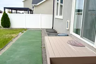 12476 S Clipper Peak Dr, Herriman, UT 84096 - Photo 15