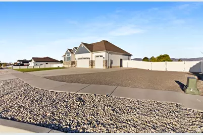 643 S Woodruff Way, Grantsville, UT 84029 - Photo 3