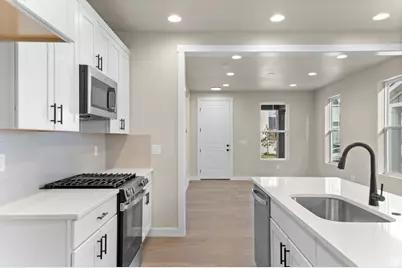 11204 S Fordman Way, South Jordan, UT 84009 - Photo 9