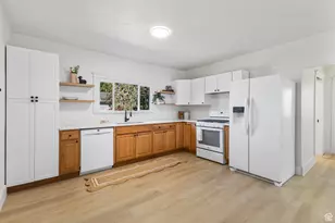 520 Chester St, Ogden, UT 84404 - Photo 5