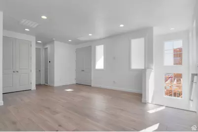 1594 N 3225 W, Provo, UT 84601 - Photo 11