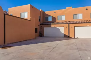 3853 S Red Valley Cir, Moab, UT 84532 - Photo 17