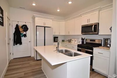 1703 N 840 W, Salem, UT 84653 - Photo 3