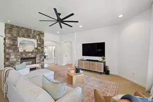 2032 E Circle Ridge Dr Dr, Saint George, UT 84790 - Photo 7