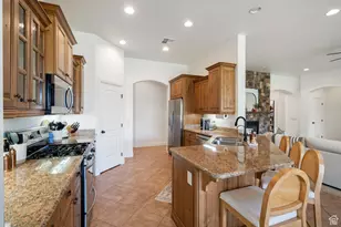 2032 E Circle Ridge Dr Dr, Saint George, UT 84790 - Photo 11