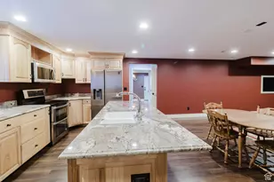 9078 N Renaissance Dr, Cedar Hills, UT 84062 - Photo 43