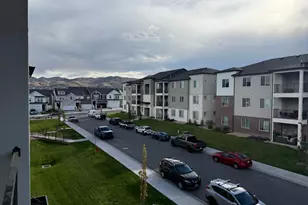 13526 S Poole Dr, Riverton, UT 84096 - Photo 3