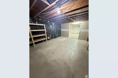 5488 S 250 E, Washington Terrace, UT 84405 - Photo 47