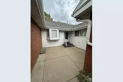 5488 S 250 E, Washington Terrace, UT 84405 - Photo 3