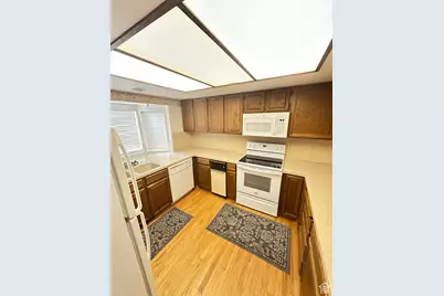 5488 S 250 E, Washington Terrace, UT 84405 - Photo 7