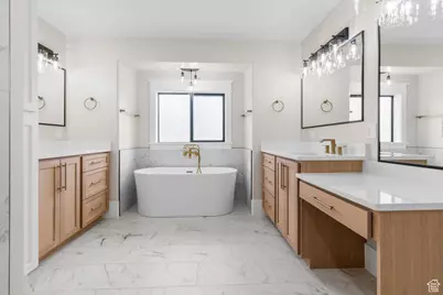 230 W Center St, Gunnison, UT 84634 - Photo 31