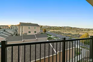 2192 N Springtime Dr, Saratoga Springs, UT 84045 - Photo 25